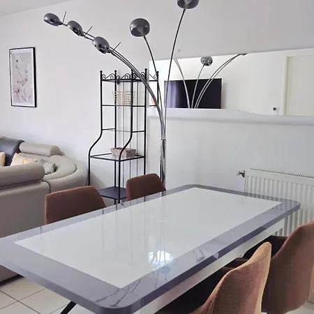 Le Chic Moderne Paris * Chessy (Seine-et-Marne)